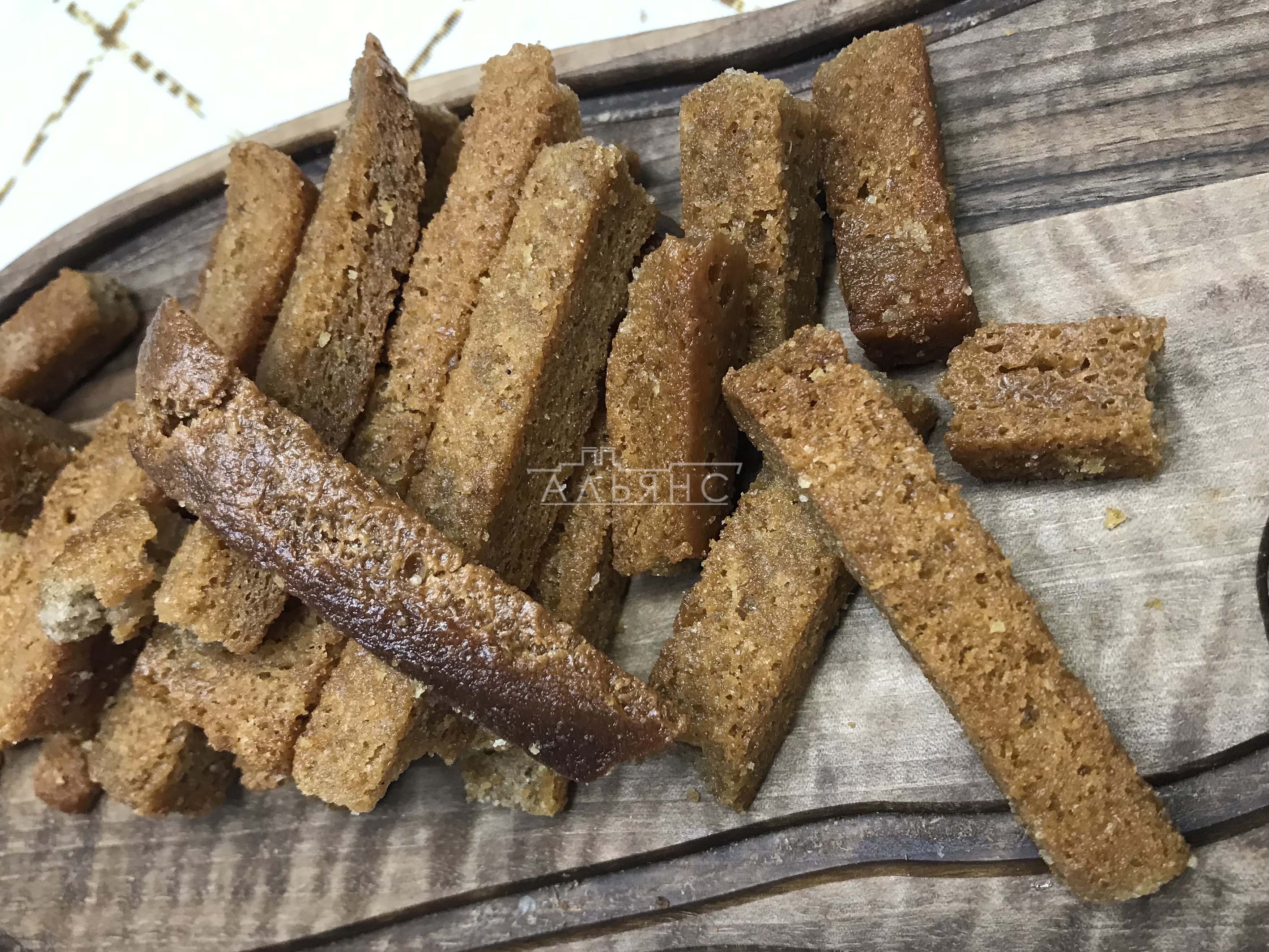 Деревенские гренки с чесноком в Чебоксарах