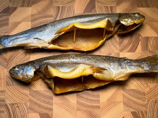 Шашлычок из горбуши холодного копчения: Форель радужная х/к