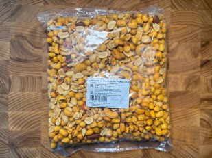 Сибас вяленый: Ореховая смесь ж/с с кукурузой со вкусом 