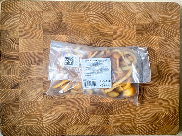 Сыр 150 гр ГОРНЫЙ СЫРОВАР (Ассорти копчёный) в Чебоксарах